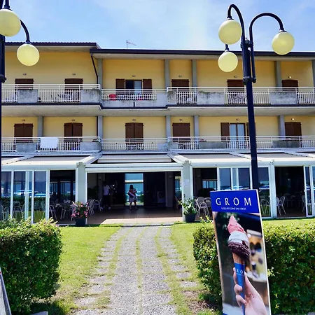 Hotel La Romantica-2